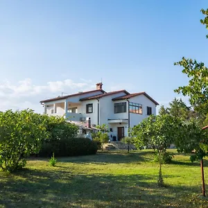 Holiday Katharina Ferienhaus